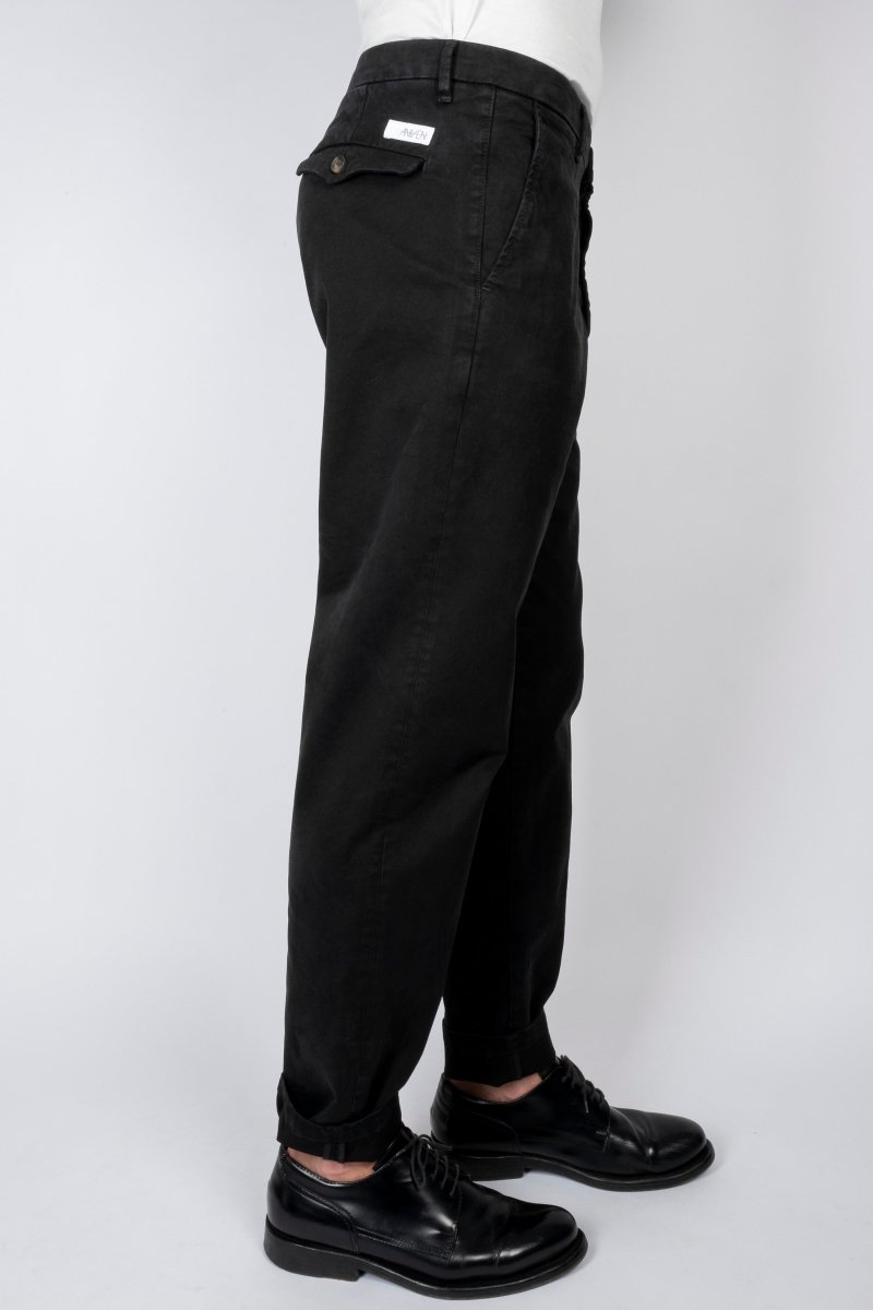 SLOUCHY CHINO / Stone Garment Dyed Black - Aniven